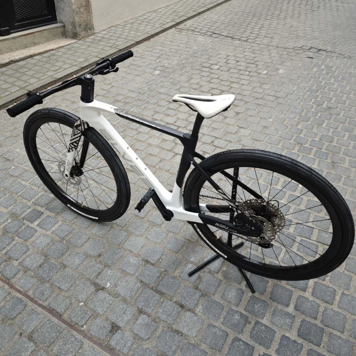 Elves Mori AeroX Gravel Complete Bike - Image 4